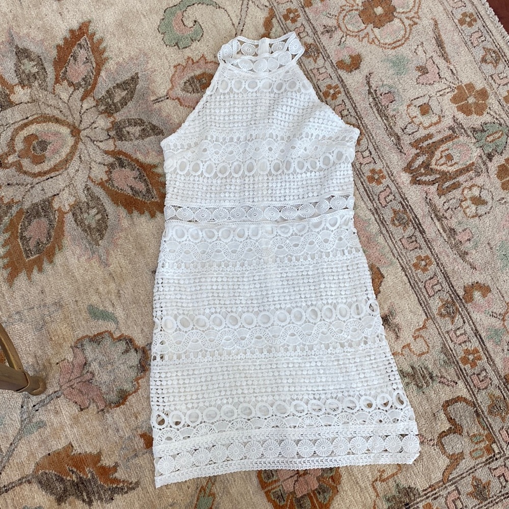 Beautiful white lace dress NWOT